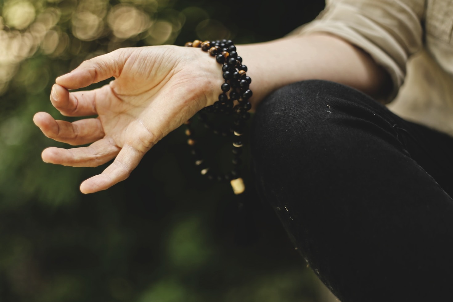 How to Cultivate Awareness in Everyday Moments